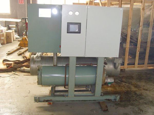 香洲酒店中央空调不停机清洗方法介绍